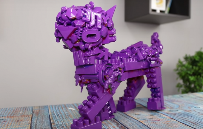 brinquedo de plástico - cat 