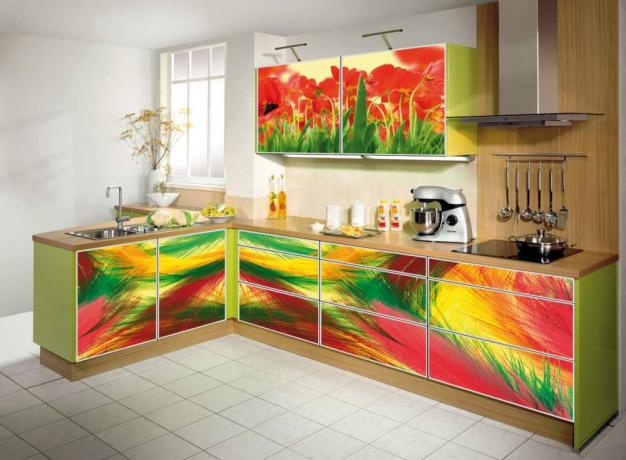 impressão de fotos em fachadas de cozinha