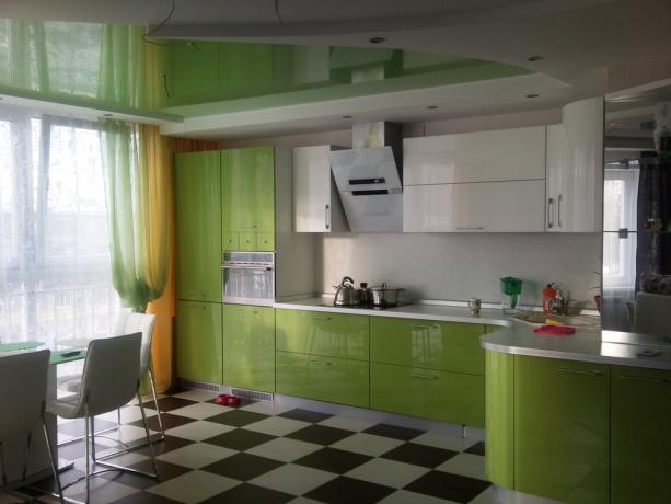 Cozinhas verdes no interior - design positivo