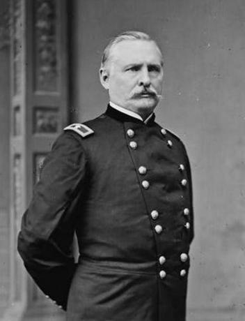Brigadeiro General Richard tambor era uma figura bem conhecida nos Estados Unidos. / Foto: wikipedia.org