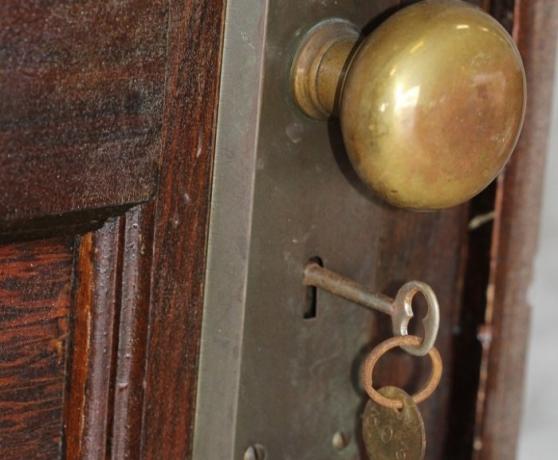 O mistério, que abriu 70 anos depois, o herdeiro foi plana, trancada com uma chave de 1939
