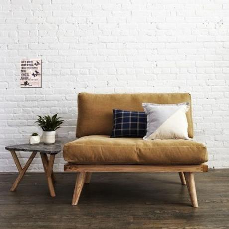 Como escolher um sofá na pequena sala de estar: 5 idéias inteligentes