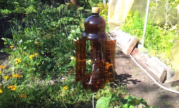 Utilização prática de garrafas de plástico no jardim (parte 2)