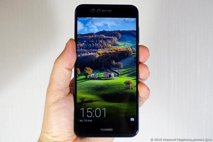 Resumo: Smartphone Huawei nova 2 Plus