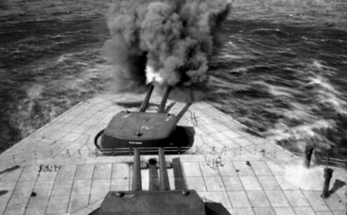 Americanos no navio de guerra concreto defendeu vários meses. / Foto: topwar.ru