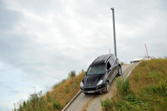 5 atividades diárias, nós carro caixão sem saber