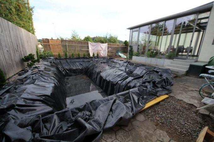 Pit impermeabilização piscina coberta de material