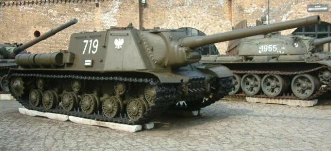 Pesadelo Wehrmacht: ISU-122 arma, que trabalhou no princípio de "um tiro - um objetivo"