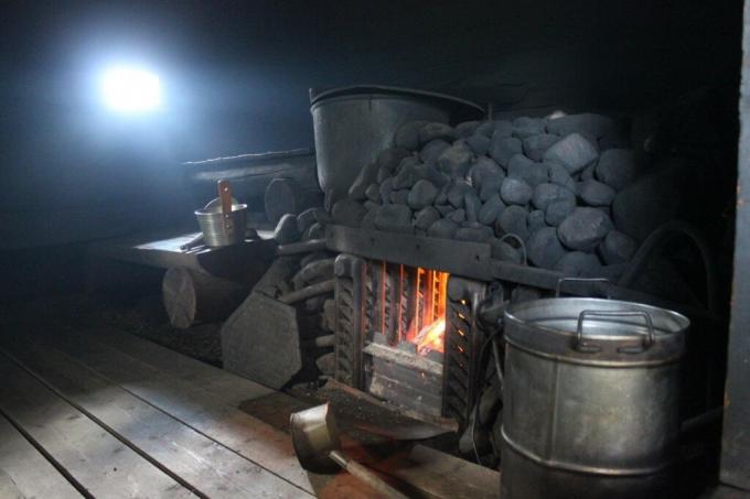 Sauna de fumaça: a história, benefícios e malefícios