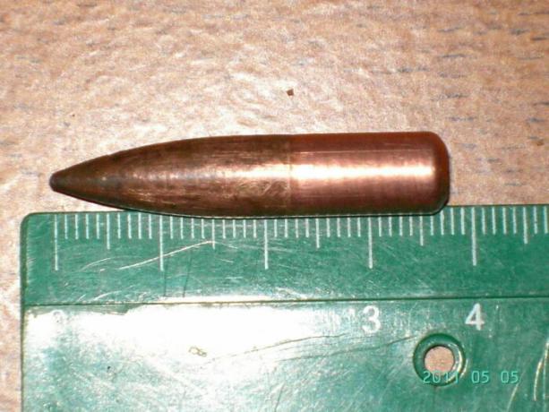 Por que são balas de calibre 7,62 mm tem tamanho apenas como uma