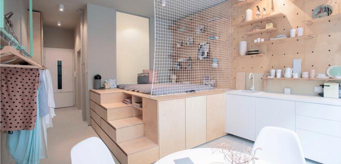 Apartamento quebra-cabeça: Estúdio de 30 m² sem armários