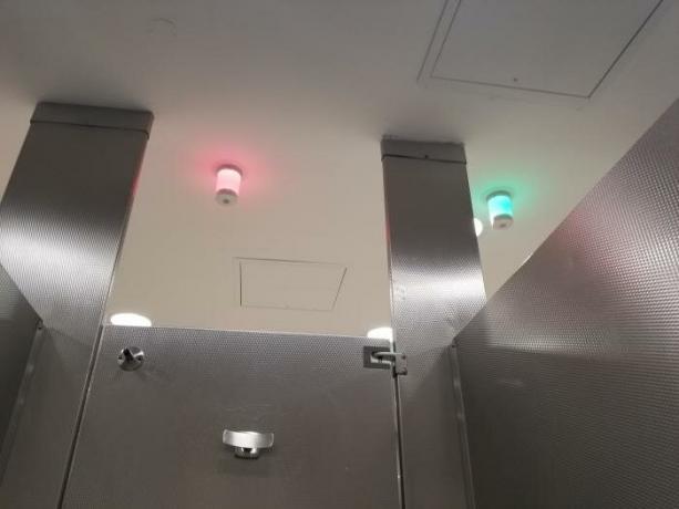 Principalmente modernização, ea fila no banheiro não. / Foto: i.redd.it. 